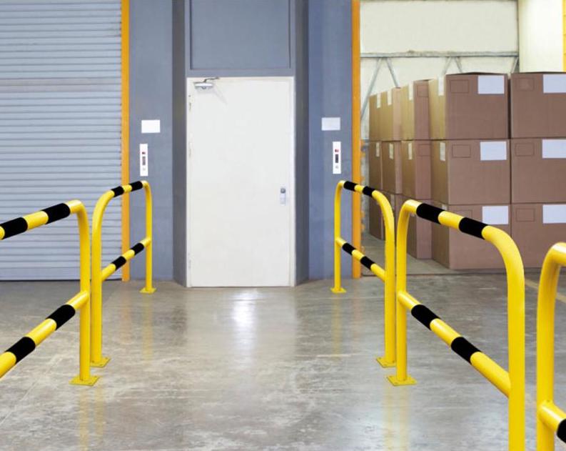 Ø 60 mm warehouse protection barrier with crossbar 